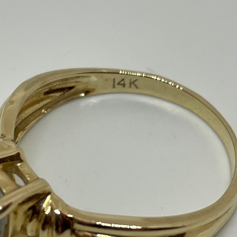 14K Yellow Gold Aquamarine Ring, 7 1/2 - Picture 7 of 10